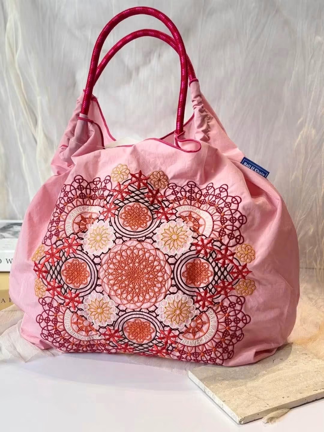 Ball & Chain Flower Lace 刺繡環保購物袋 M Ball & Chain Flower Lace 刺繡環保購物袋 M